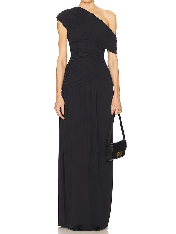 Elegant Off-Shoulder Maxi Dress