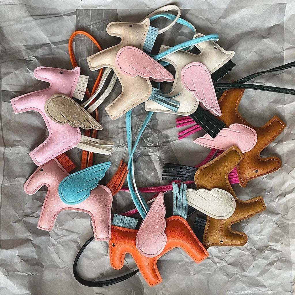 Accessory: Horse charm with a hook for bags, backpacks