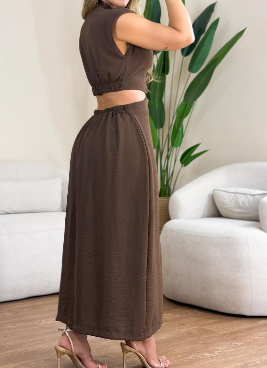 Chic Cutout Midi Dress