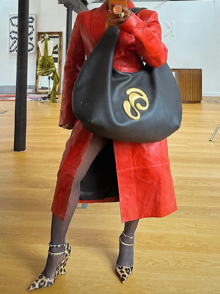 (⏰Last Day Promotion $14 OFF)Chic Metal Black Bag